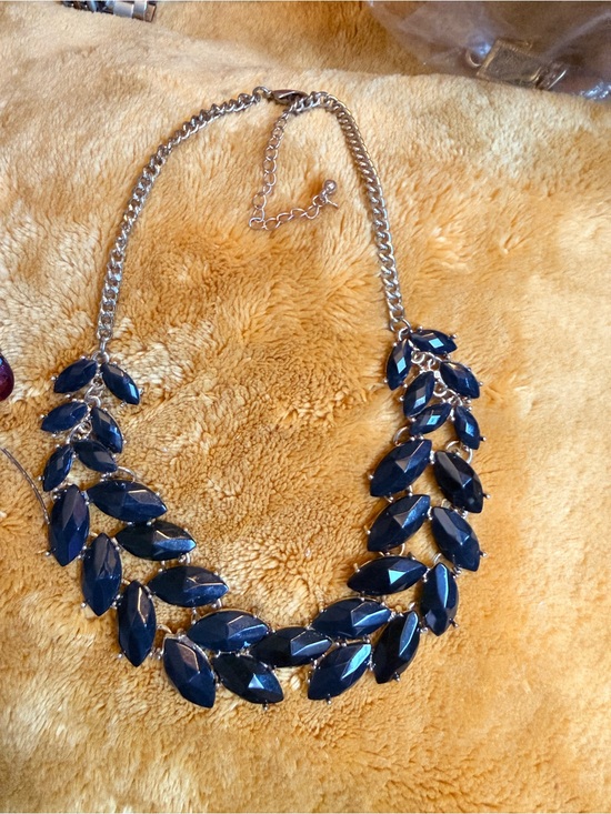 Jewelry - Black Crystal Leaf Statement Necklace - Unbranded